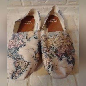 GROOVE BAGS VINTAGE GEOGRAPHY GLOBE CASUAL SHOES SIZE 12W